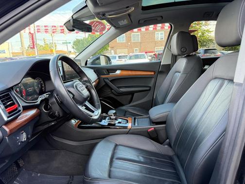2021 Audi Q5 45 Premium Plus