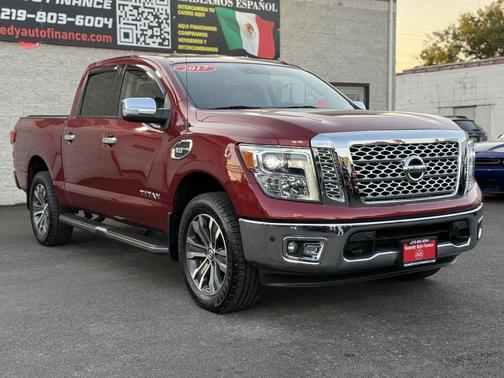 2017 Nissan Titan SL
