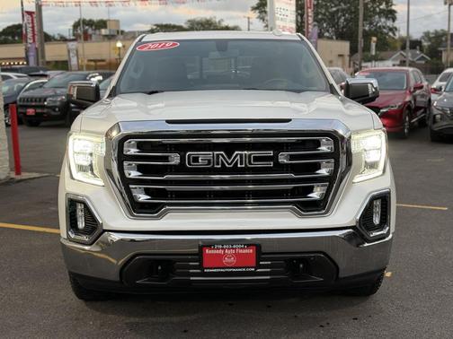 2019 GMC Sierra 1500 SLT