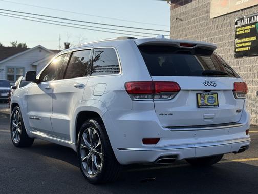 2019 Jeep Grand Cherokee Summit