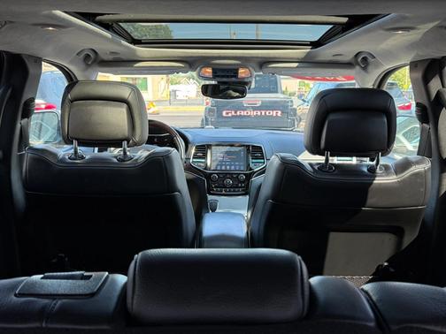 2019 Jeep Grand Cherokee Summit