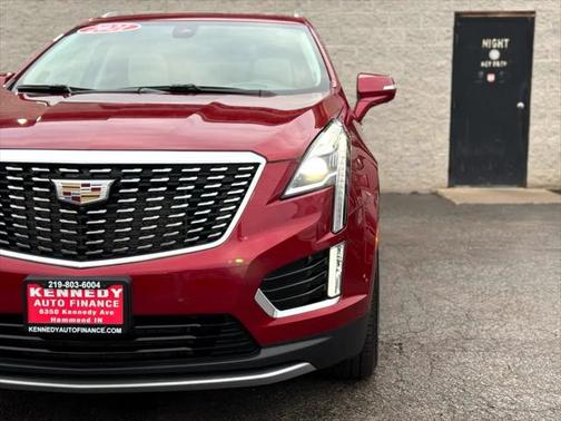 2021 Cadillac XT5 Premium Luxury
