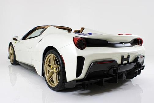 2020 Ferrari 488 Pista Spider Base