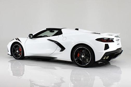 Arctic White 2022 Chevrolet Corvette Stingray w/3LT
