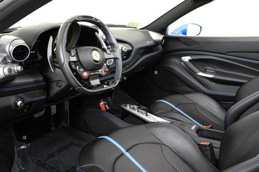 Blu Corsa 2023 Ferrari F8 Spider Base