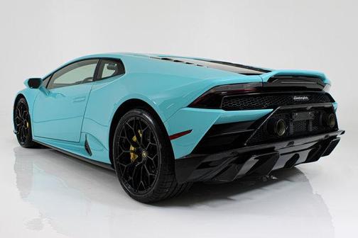 Blue 2021 Lamborghini Huracan EVO Base