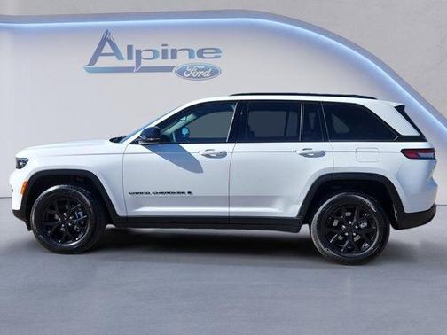 2024 Jeep Grand Cherokee Altitude