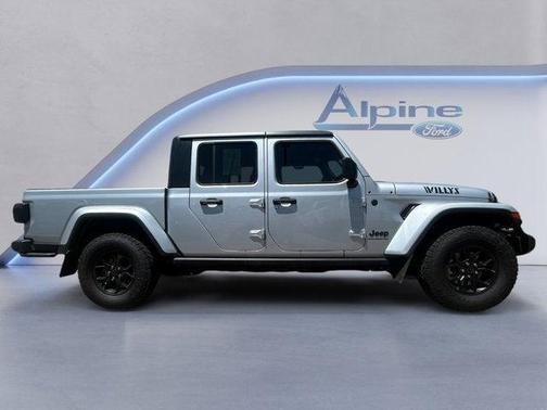 2024 Jeep Gladiator Willys
