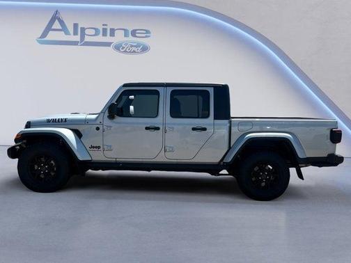 2024 Jeep Gladiator Willys