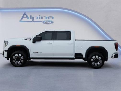 2024 GMC Sierra 2500 AT4