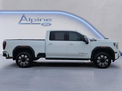 2024 GMC Sierra 2500 AT4