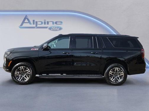 2025 Chevrolet Suburban 4WD Z71