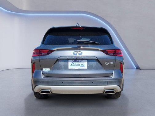2022 INFINITI QX50 LUXE AWD