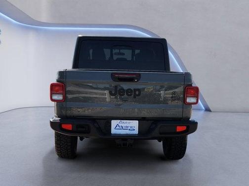 2022 Jeep Gladiator Willys 4x4