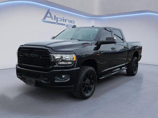 2021 RAM 2500 Big Horn Crew Cab 4x4 6'4' Box