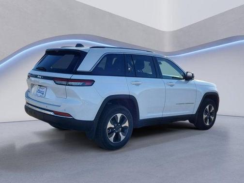 2022 Jeep Grand Cherokee 4xe Base