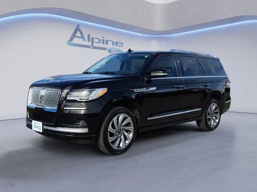 2022 Lincoln Navigator Standard