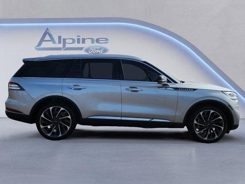 2022 Lincoln Aviator Reserve AWD