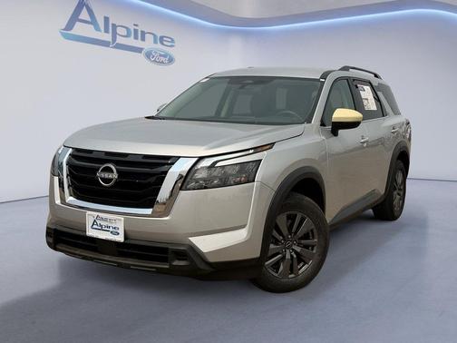 Brilliant Silver Metallic 2025 Nissan Pathfinder SV FWD