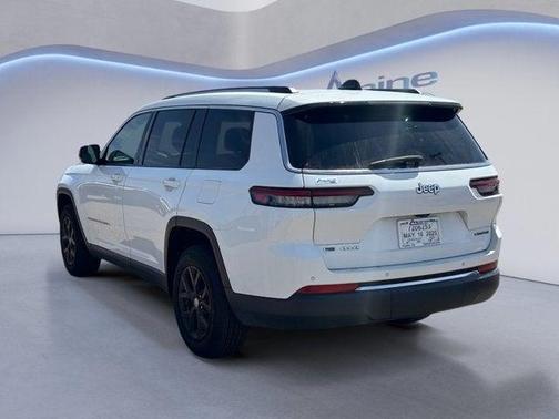Bright White Clearcoat 2022 Jeep Grand Cherokee L Limited