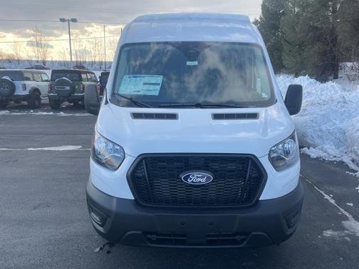 2026 Ford Transit-250 148 WB Medium Roof Cargo