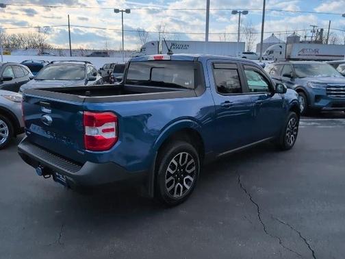 2023 Ford Maverick Lariat