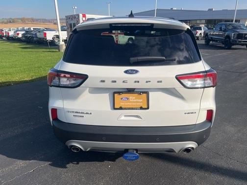 2022 Ford Escape Titanium