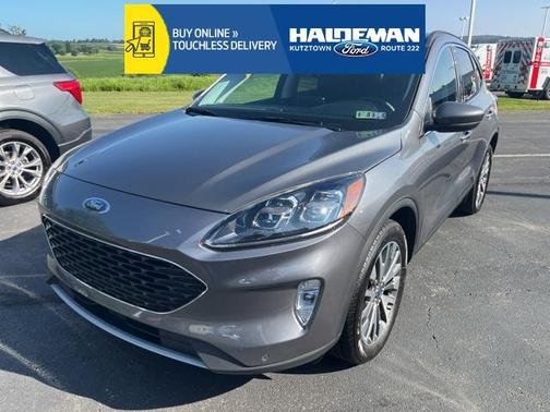 2022 Ford Escape Titanium