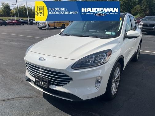 2022 Ford Escape TITANIUM