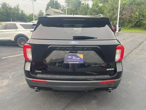 2022 Ford Explorer ST-Line