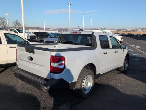 2025 Ford Maverick XL