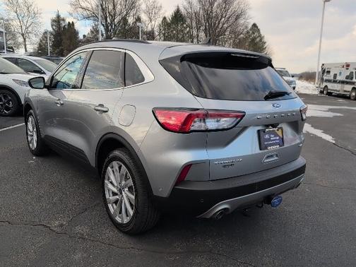 2022 Ford Escape TITANIUM