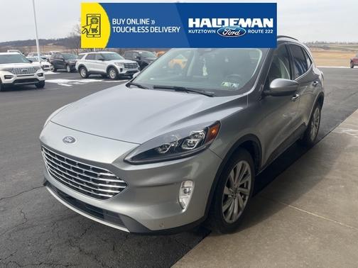 2022 Ford Escape TITANIUM