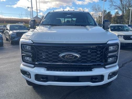 2026 Ford F-350 Lariat Super Duty