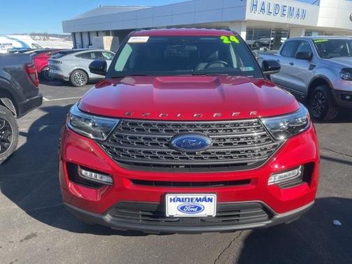 2024 Ford Explorer XLT