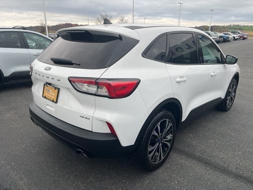 2021 Ford Escape SE