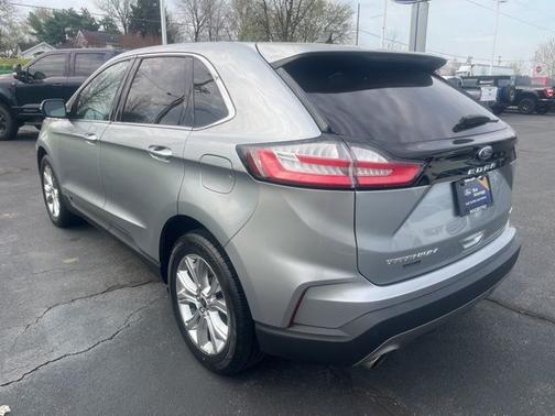 ICONIC SILVER 2024 Ford Edge TITANIUM