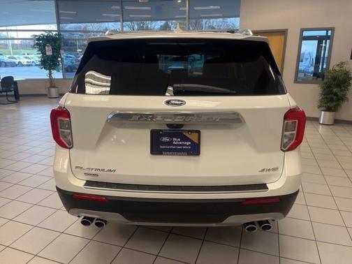 2023 Ford Explorer PLATINUM