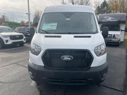 2026 Ford Transit-250 148 WB Medium Roof Cargo