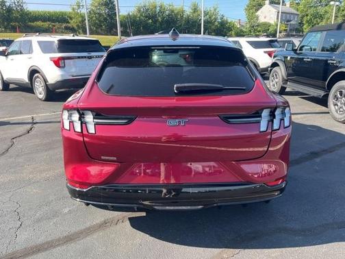 2025 Ford Mustang Mach-E GT