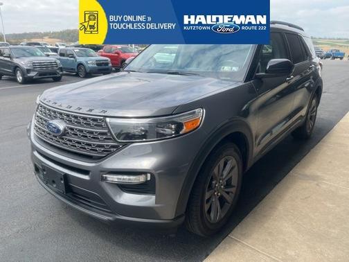 CARBONIZED GRAY METALLIC 2022 Ford Explorer XLT