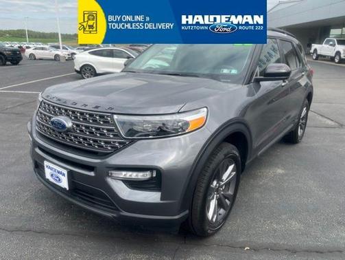 CARBONIZED GRAY METALLIC 2022 Ford Explorer XLT
