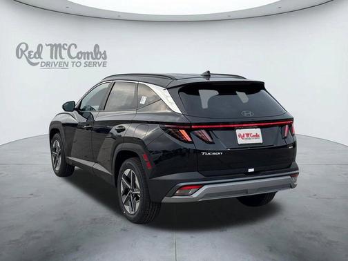 Phantom Black 2026 Hyundai TUCSON SEL Premium