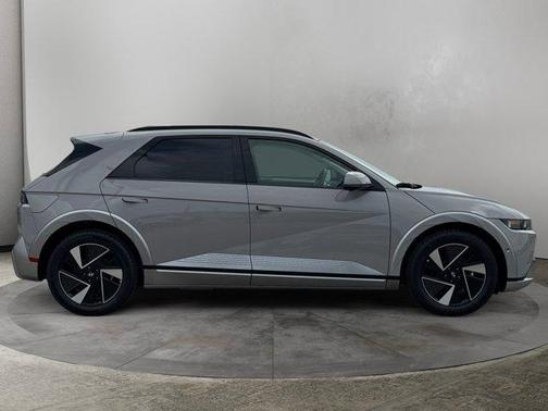2025 Hyundai IONIQ 5 Limited