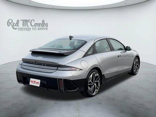 Gold 2025 Hyundai IONIQ 6 Limited