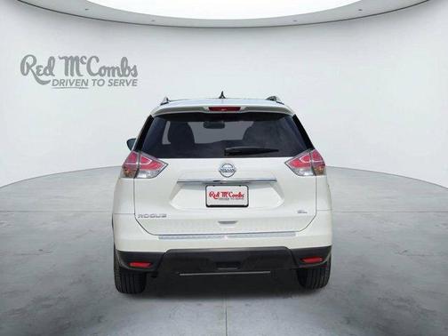Moonlight White 2015 Nissan Rogue SL