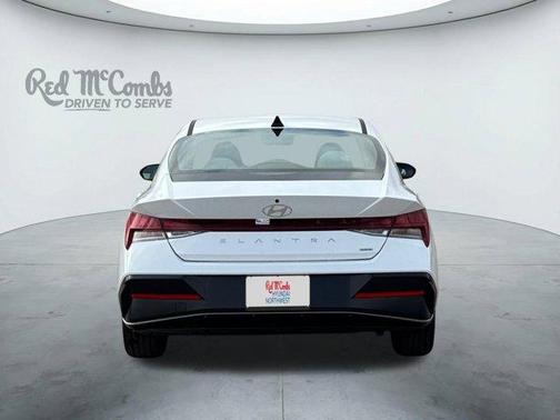 2025 Hyundai ELANTRA HEV Limited