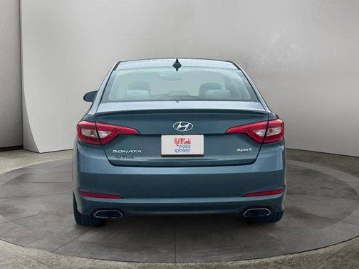 2016 Hyundai SONATA Sport