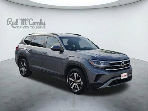 Platinum Gray Metallic 2021 Volkswagen Atlas 2.0T SE