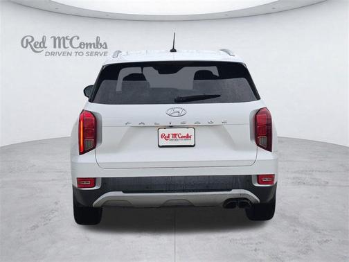White 2022 Hyundai PALISADE SEL